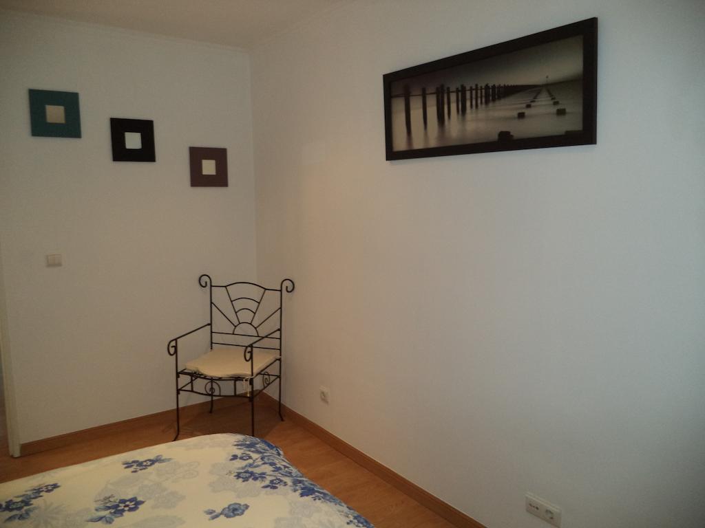 Lisbon Friends Apartments - Sao Bento Room photo